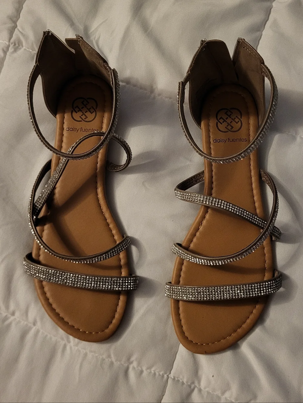 Daisy Fuentes Tan Sandals with Sparkling Silver Straps